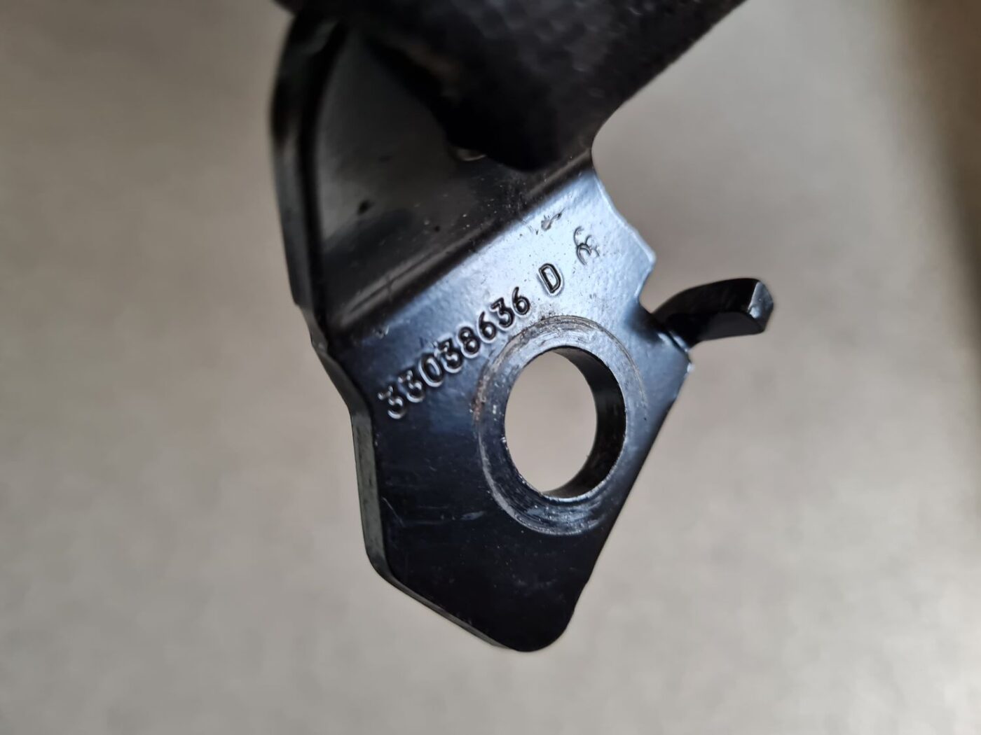 Aizmugurējā drošības jostas sprādze priekš BMW 525 E60 2004 BLACK 3 Aizmugurējā drošības jostas sprādze priekš BMW 525 E60 2004 BLACK