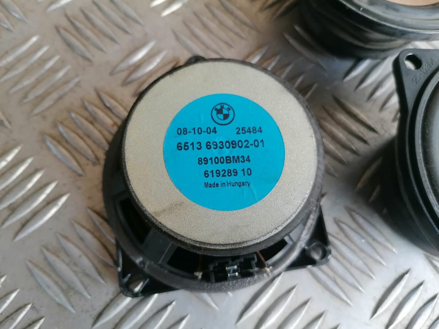 Durvju skaļrunis, apakšā priekš BMW 525 E60 2004 BLACK 5 Durvju skaļrunis, apakšā priekš BMW 525 E60 2004 BLACK