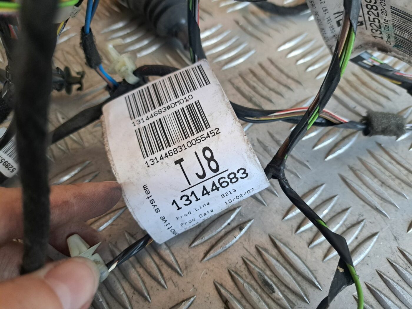 Durvju vadi priekš OPEL CORSA 2007