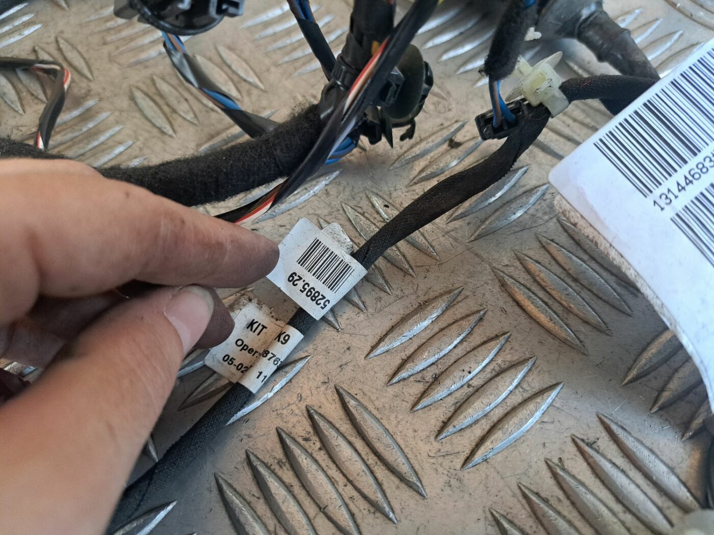 Durvju vadi priekš OPEL CORSA 2007