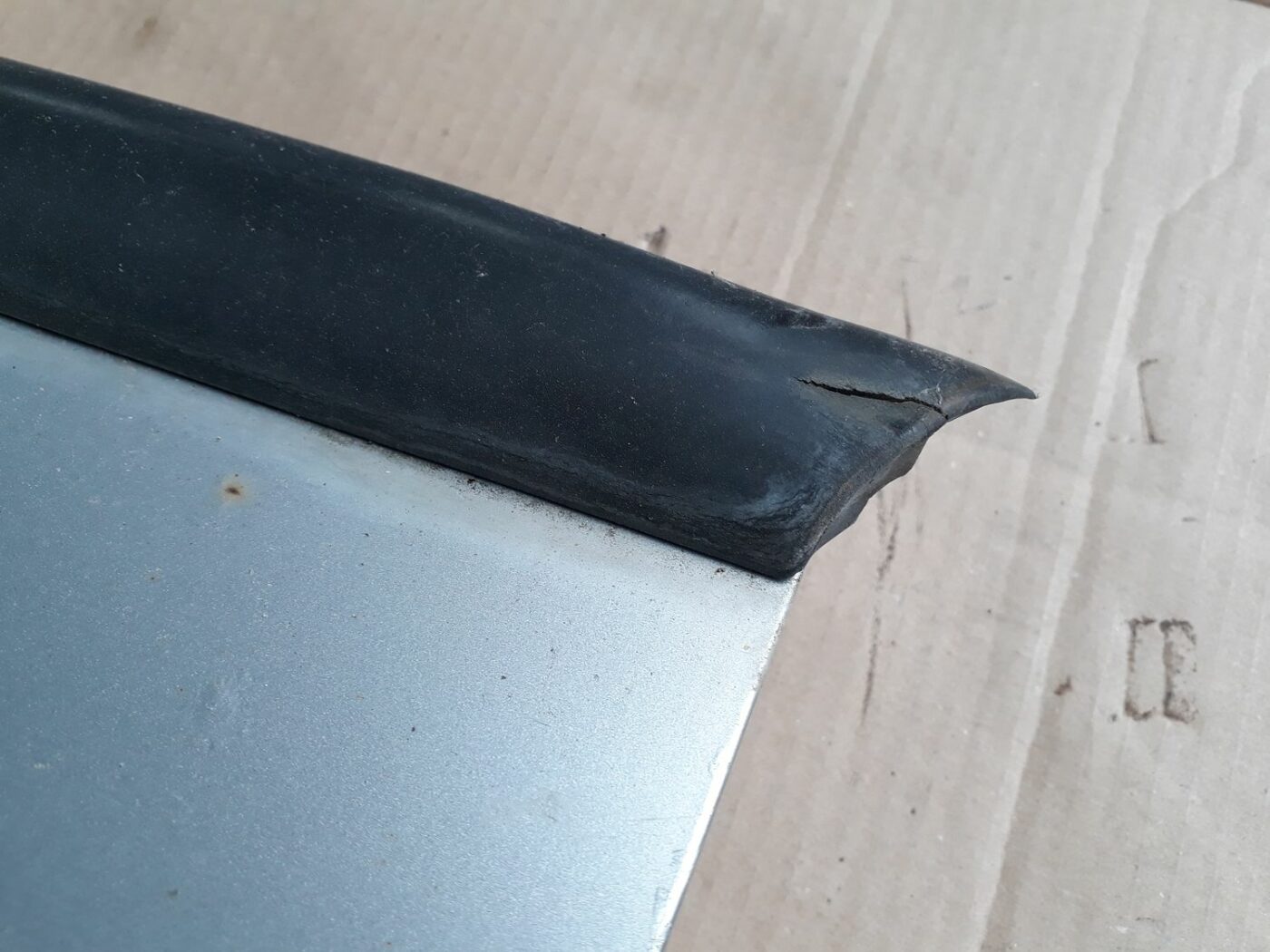 Priekšējās labās durvis priekš AUDI A4 2000 AVANT 9 Priekšējās labās durvis priekš AUDI A4 2000 AVANT