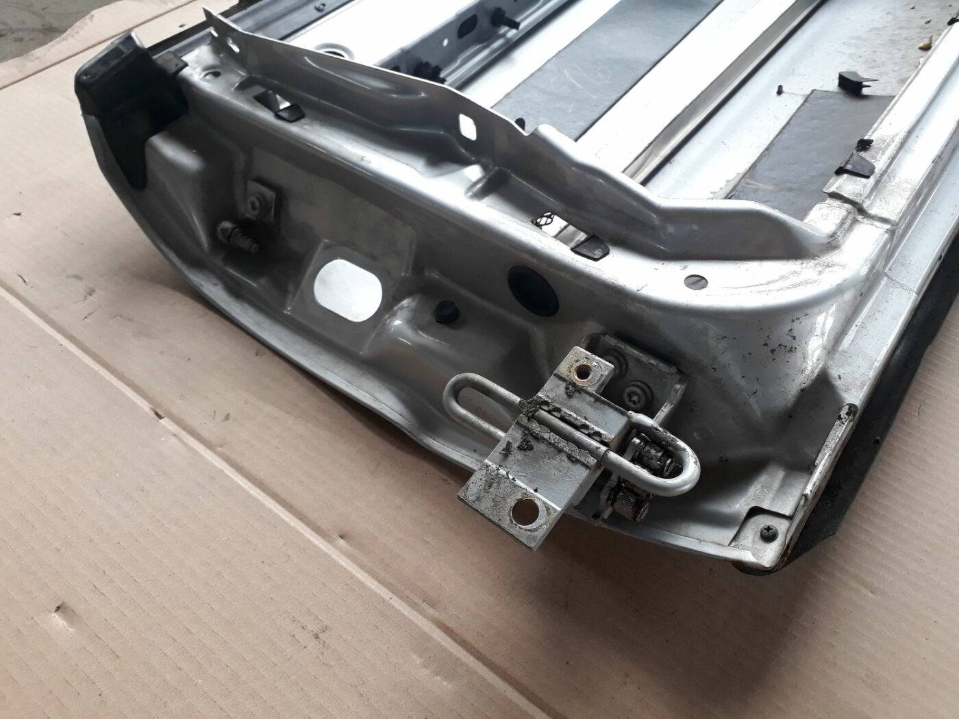 Priekšējās labās durvis priekš AUDI A4 2000 AVANT 6 Priekšējās labās durvis priekš AUDI A4 2000 AVANT