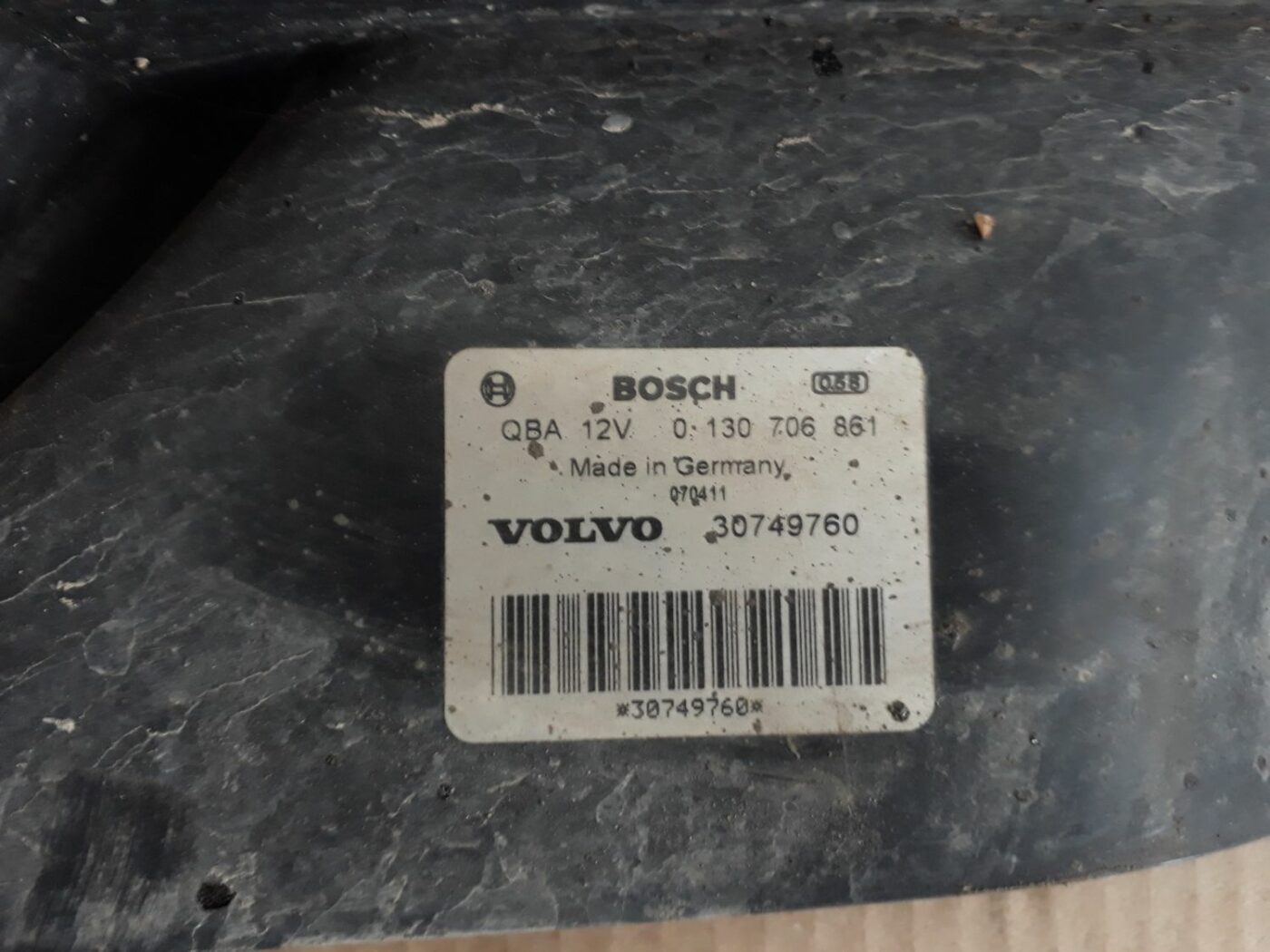 Dzesēšanas radiatora ventilators priekš VOLVO S60 2007 2 Dzesēšanas radiatora ventilators priekš VOLVO S60 2007