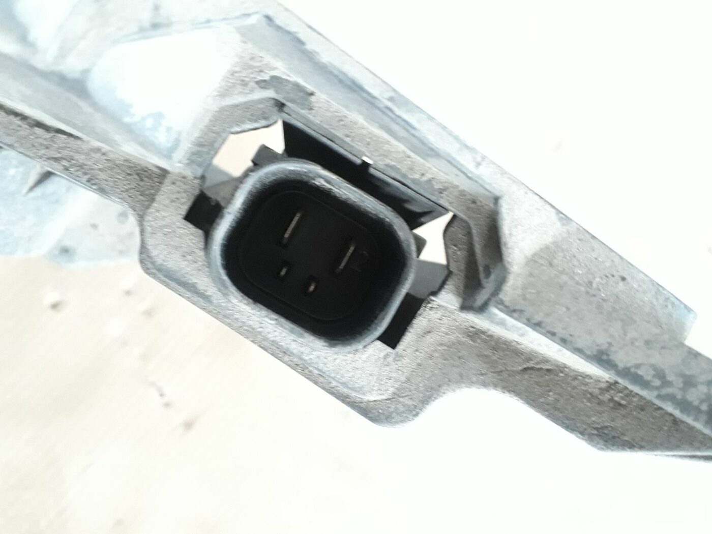 Dzesēšanas radiatora ventilators priekš VOLVO S60 2007 3 Dzesēšanas radiatora ventilators priekš VOLVO S60 2007