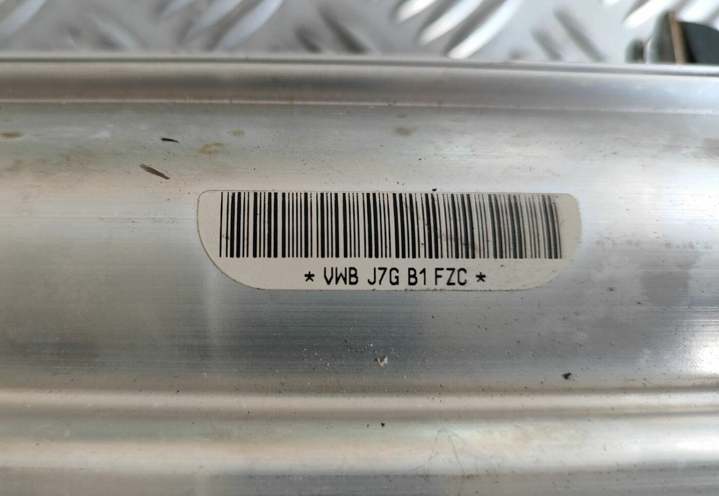 Mērinstrumentu paneļa drošības spilvens priekš VW GOLF IV 1999 4 Mērinstrumentu paneļa drošības spilvens priekš VW GOLF IV 1999