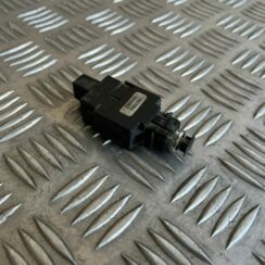 Bremžu signāla slēdzis priekš VOLVO S60 2007