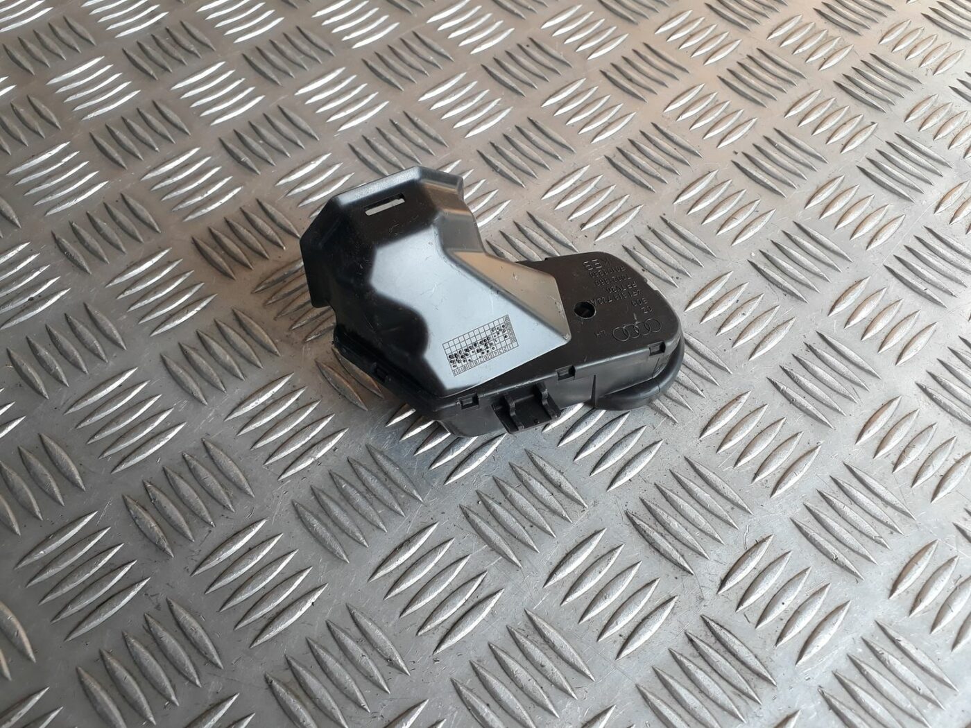 Salona gaisa vads priekš AUDI A6 AVANT 2006 1 Salona gaisa vads priekš AUDI A6 AVANT 2006