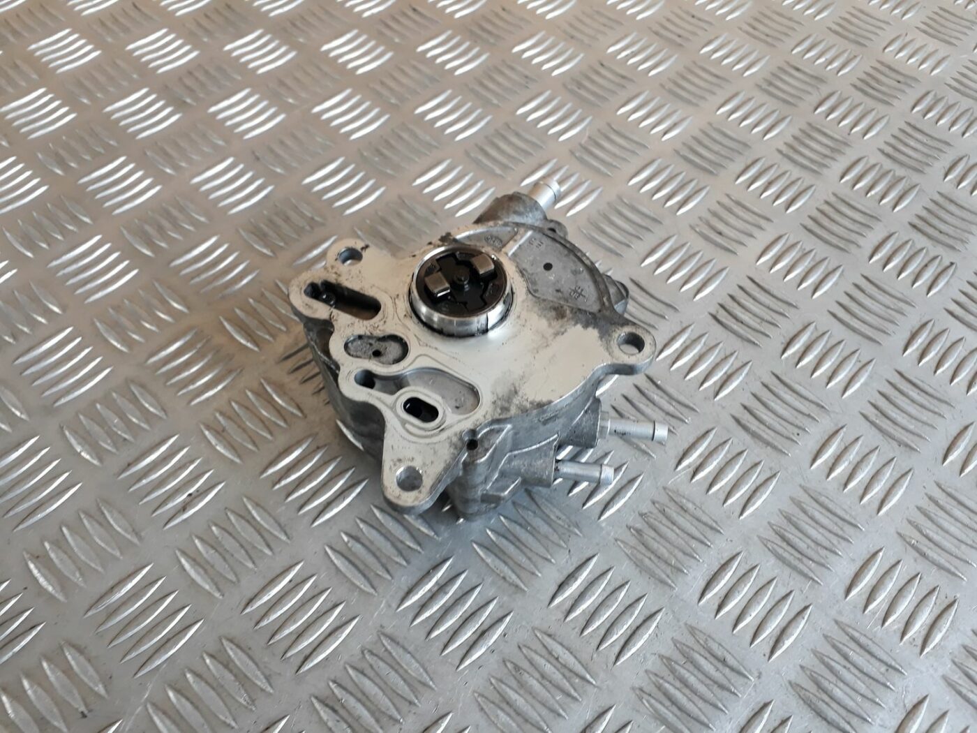 Vakuuma sūknis priekš AUDI A6 AVANT 2006 1 Vakuuma sūknis priekš AUDI A6 AVANT 2006