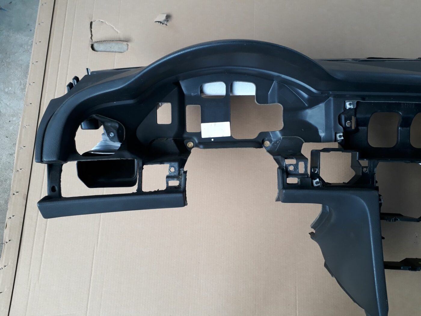 Mērinstrumentu panelis priekš AUDI A6 AVANT 2006 13 Mērinstrumentu panelis priekš AUDI A6 AVANT 2006