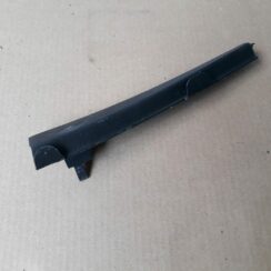 Priekšējas salona statnes apdare priekš AUDI A6 AVANT 2006