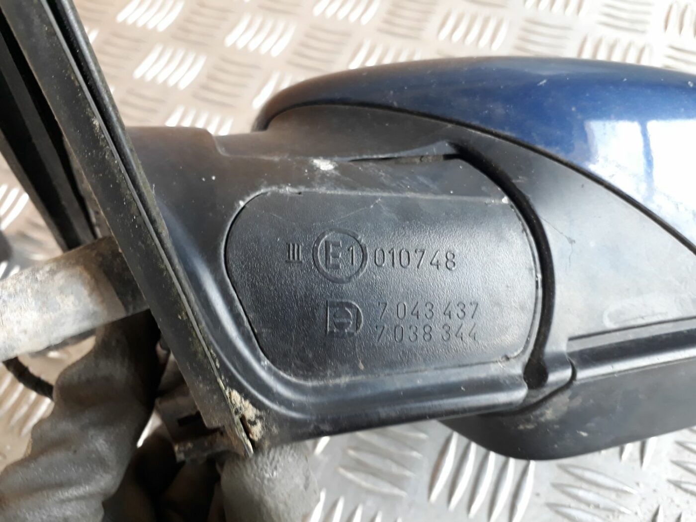 Ārējais spogulis, pa kreisi priekš BMW 530D E61 2006 TOURING BLUE