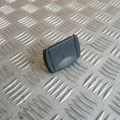 Žalūzijas stiprinājums (turētājs) priekš BMW 530D E61 2006 TOURING BLUE