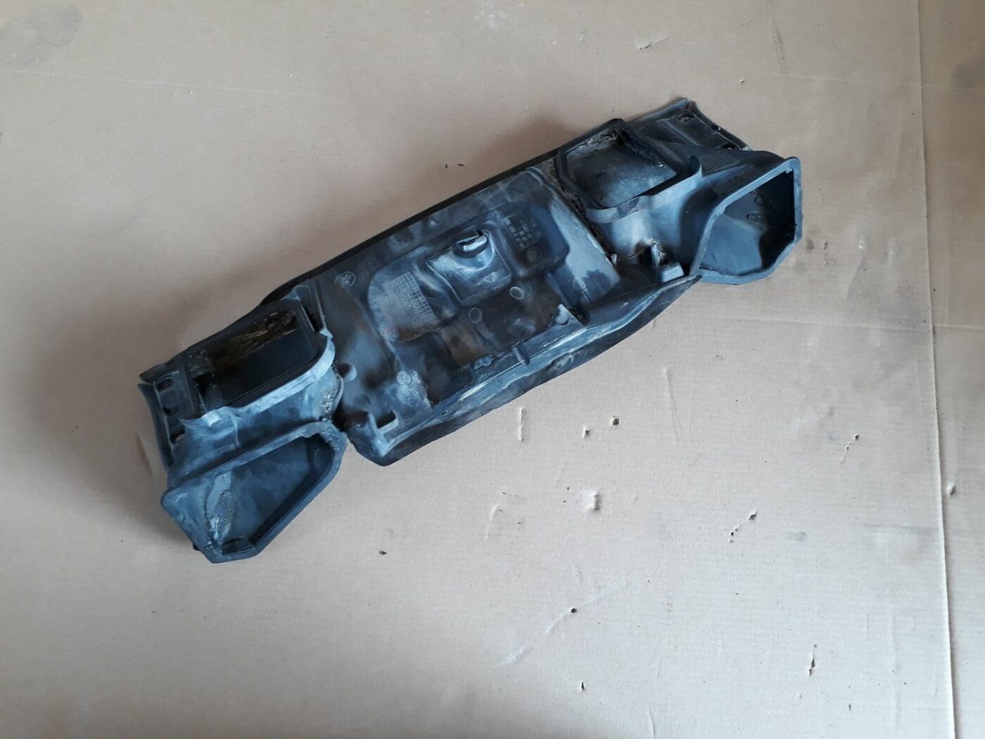 Gaisa vads priekš BMW 530D E61 2006 TOURING BLUE 1 Gaisa vads priekš BMW 530D E61 2006 TOURING BLUE