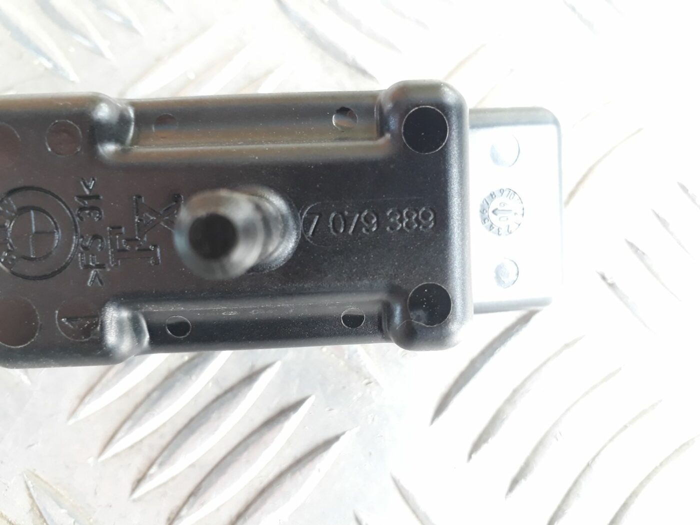 Pelnu trauks priekš BMW 530D E61 2006 TOURING BLUE 3 Pelnu trauks priekš BMW 530D E61 2006 TOURING BLUE