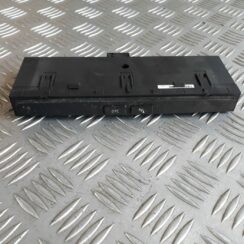 Parkošanās devēju vadības bloks priekš BMW 530D E61 2006 TOURING BLUE