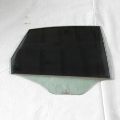 Aizmugurējo labo durvju stikls priekš SEAT IBIZA 2005