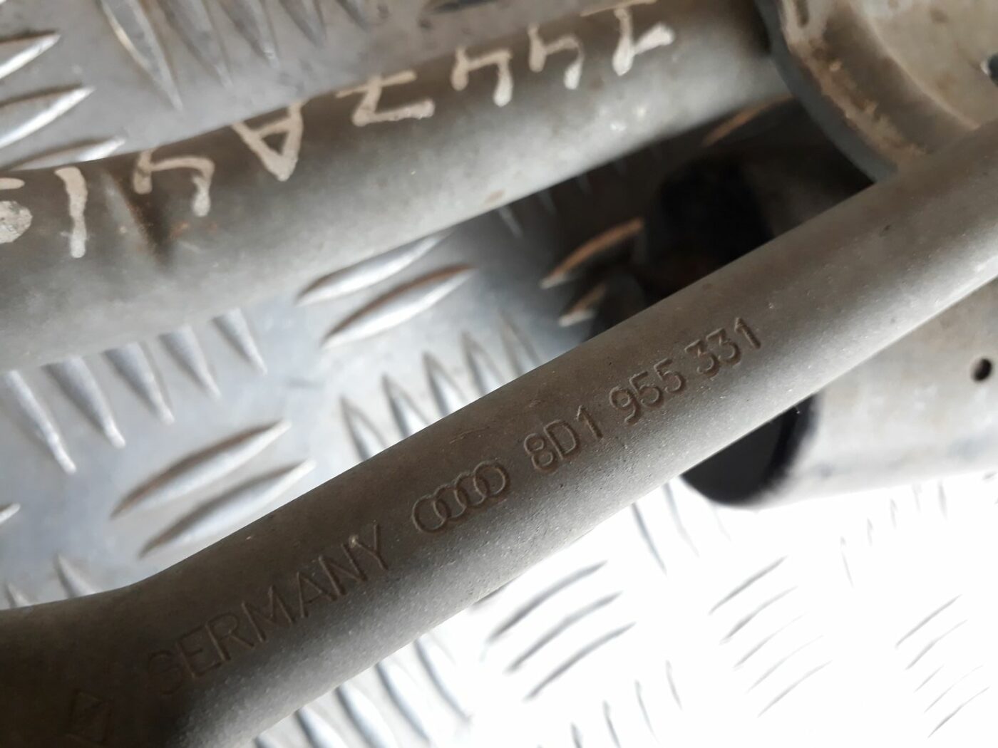 Vējstikla tīrīšanas mehānisms priekš AUDI A4 1999 3 Vējstikla tīrīšanas mehānisms priekš AUDI A4 1999