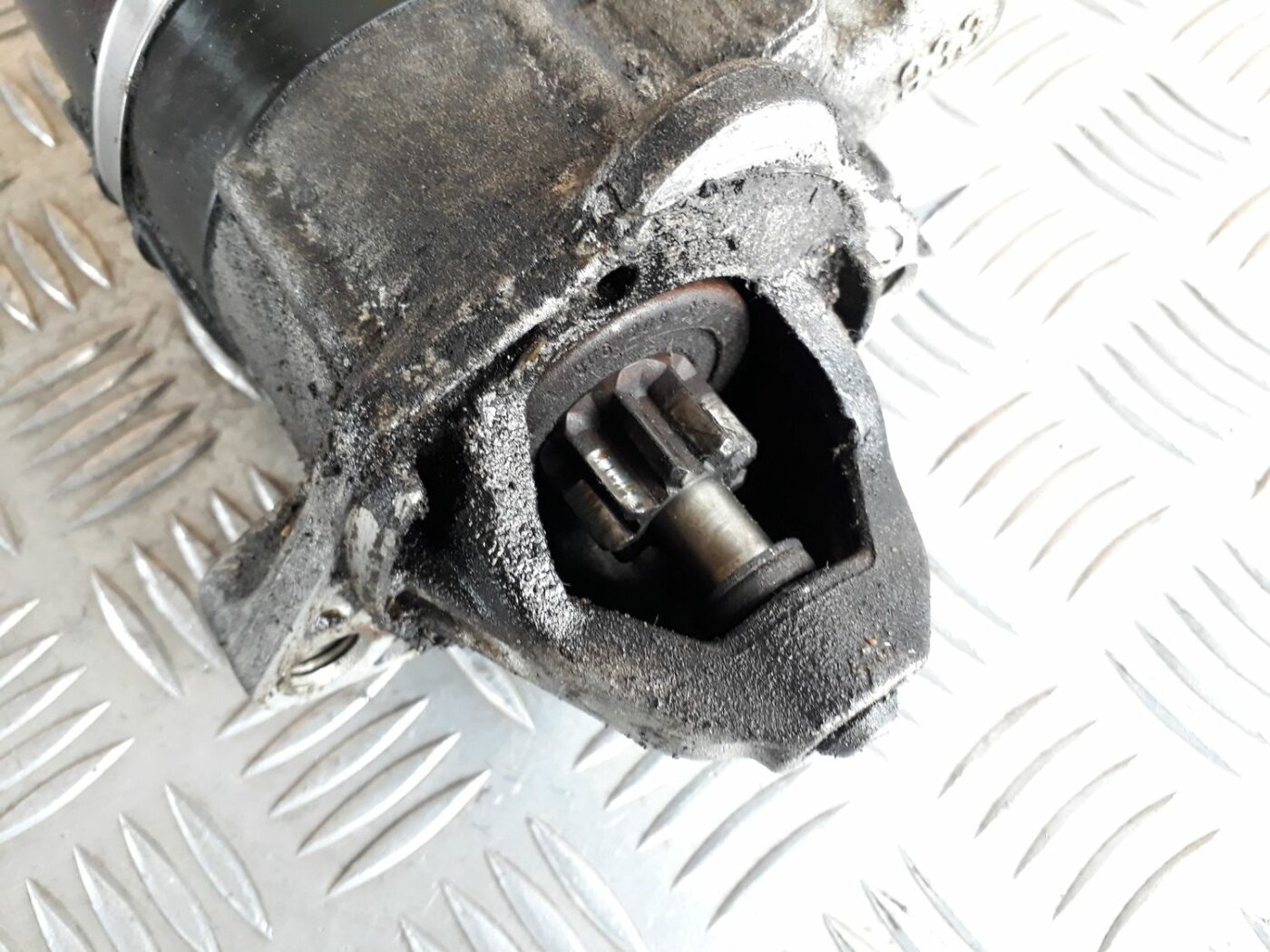 Starteris priekš AUDI A4 1999 8 Starteris priekš AUDI A4 1999