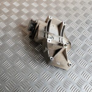 Ģeneratora kronšteins priekš AUDI A4 1999