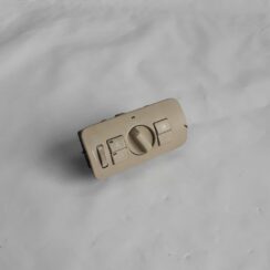 Gaismas slēdzis priekš VOLVO V70 2010