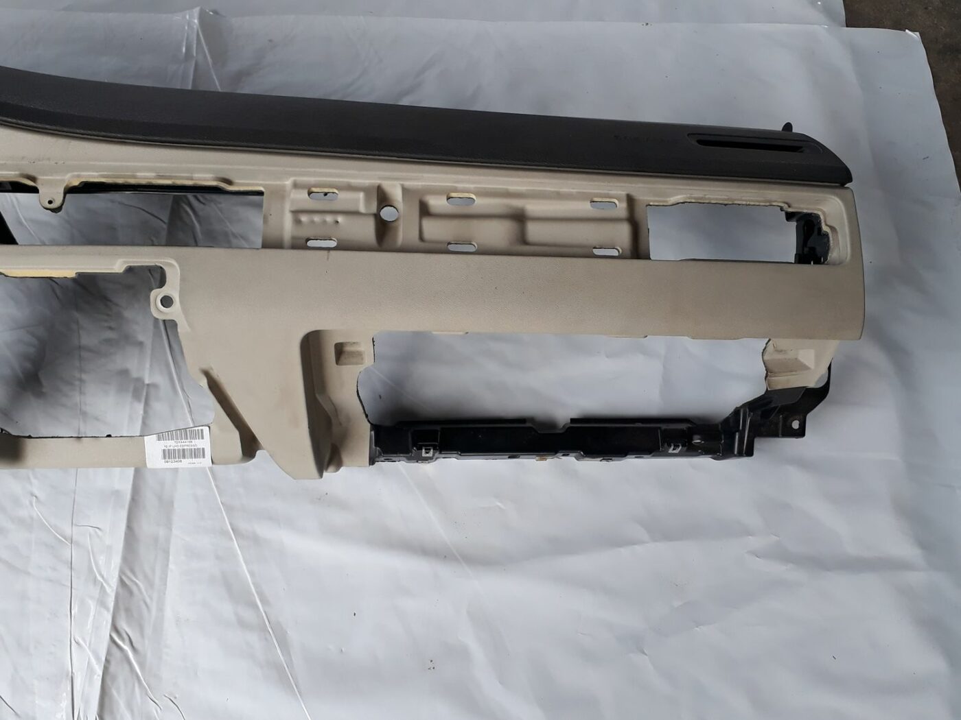 Mērinstrumentu panelis priekš VOLVO V70 2010 12 Mērinstrumentu panelis priekš VOLVO V70 2010