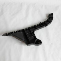 Aizmugurējā spārna un bufera stiprinājums priekš VOLVO V70 2010