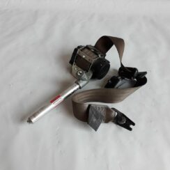 Aizmugurējā labā drošības josta priekš VOLVO V70 2010