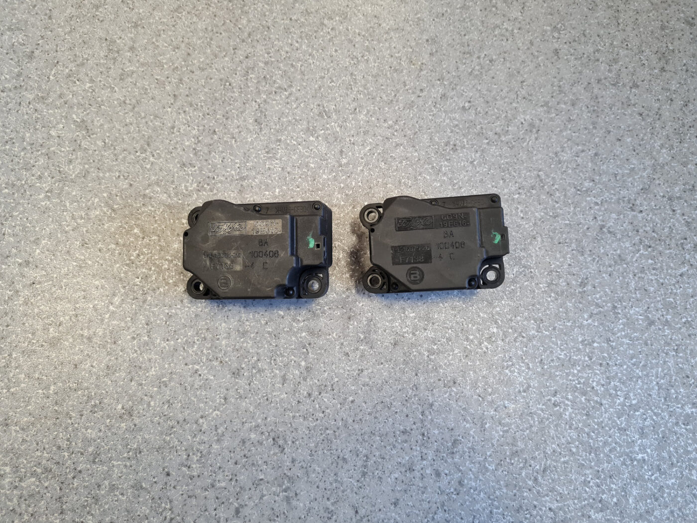 Apsildes sistēmas aktuators priekš VOLVO V70 2010