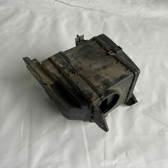 Drošinātāju kārbas korpuss priekš VOLVO V70 2000