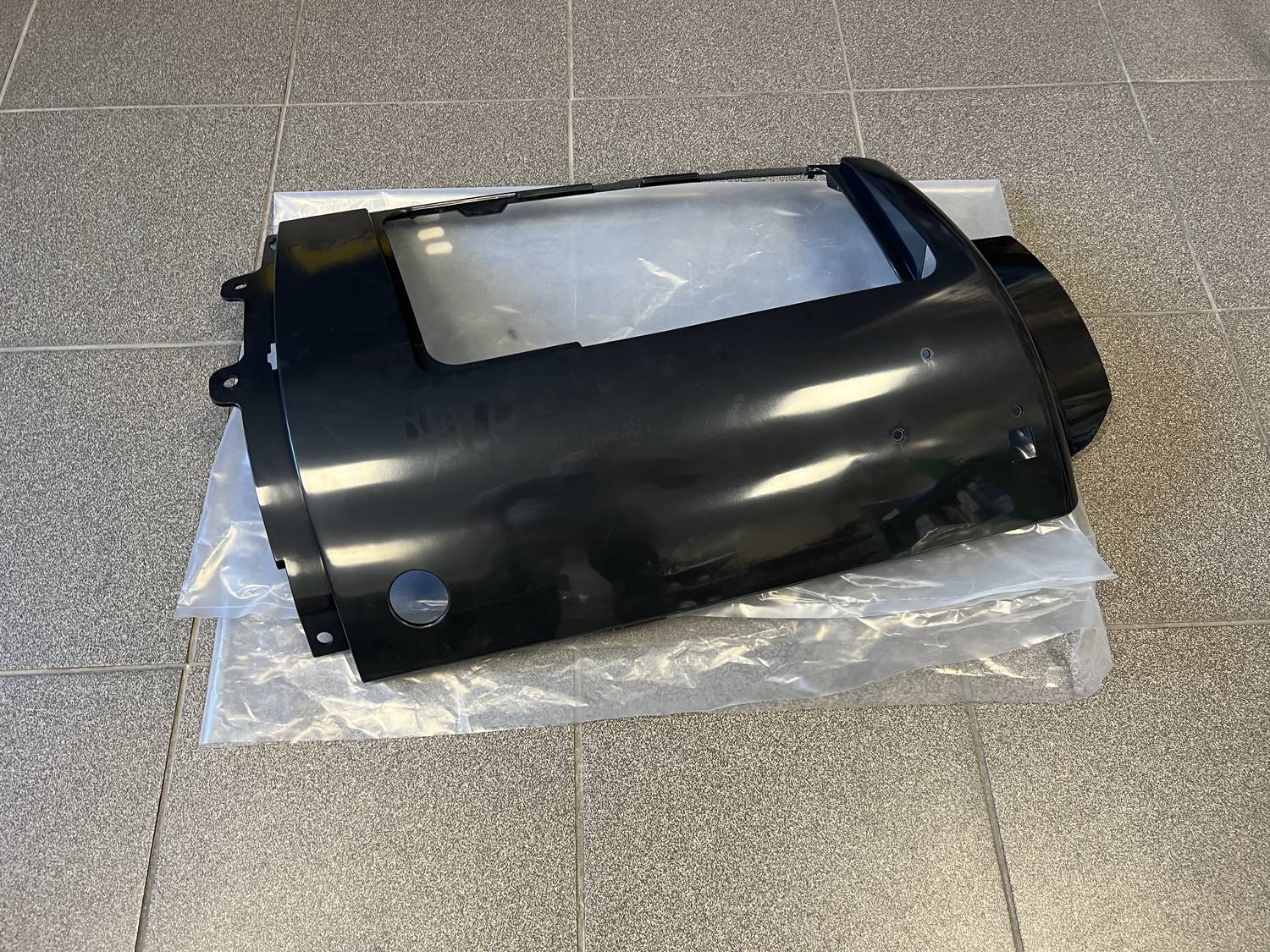 Priekšēja luktura montāžas panelis priekš VOLVO FH 2005-