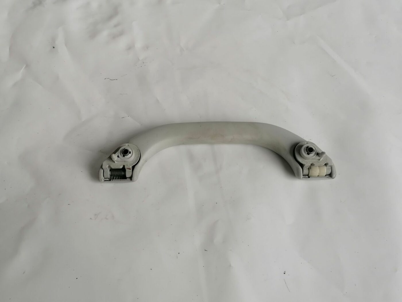 Salona rokturis griestos priekš VW NEW BEETLE 2001 2 Salona rokturis griestos priekš VW NEW BEETLE 2001