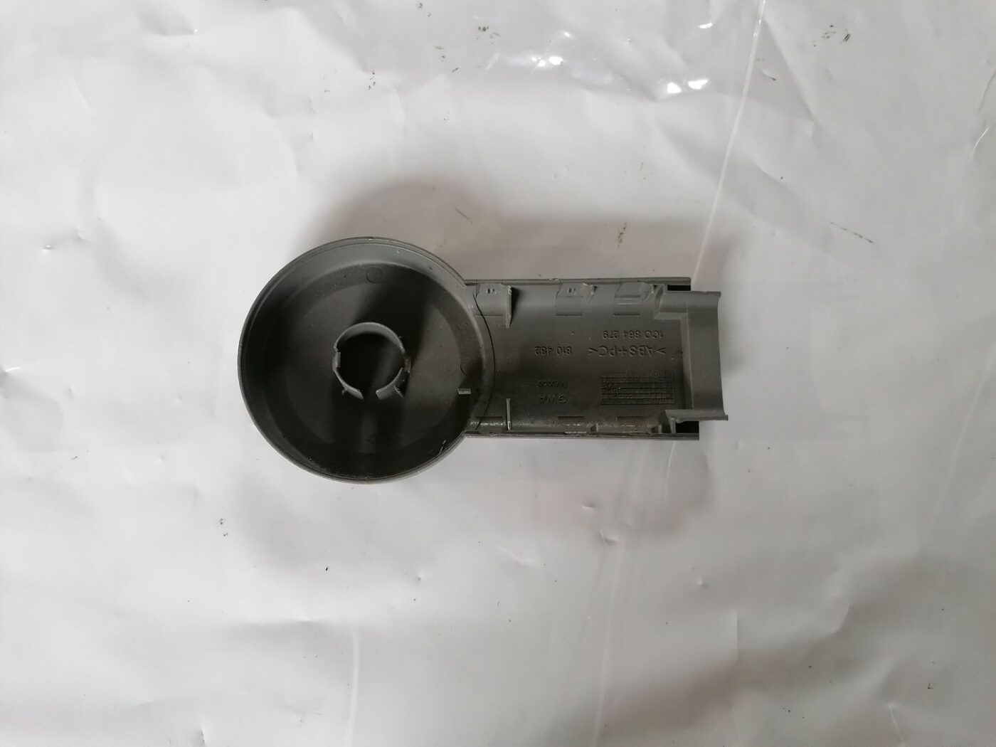 Roku balstu kronšteina apdare priekš VW NEW BEETLE 2001 2 Roku balstu kronšteina apdare priekš VW NEW BEETLE 2001