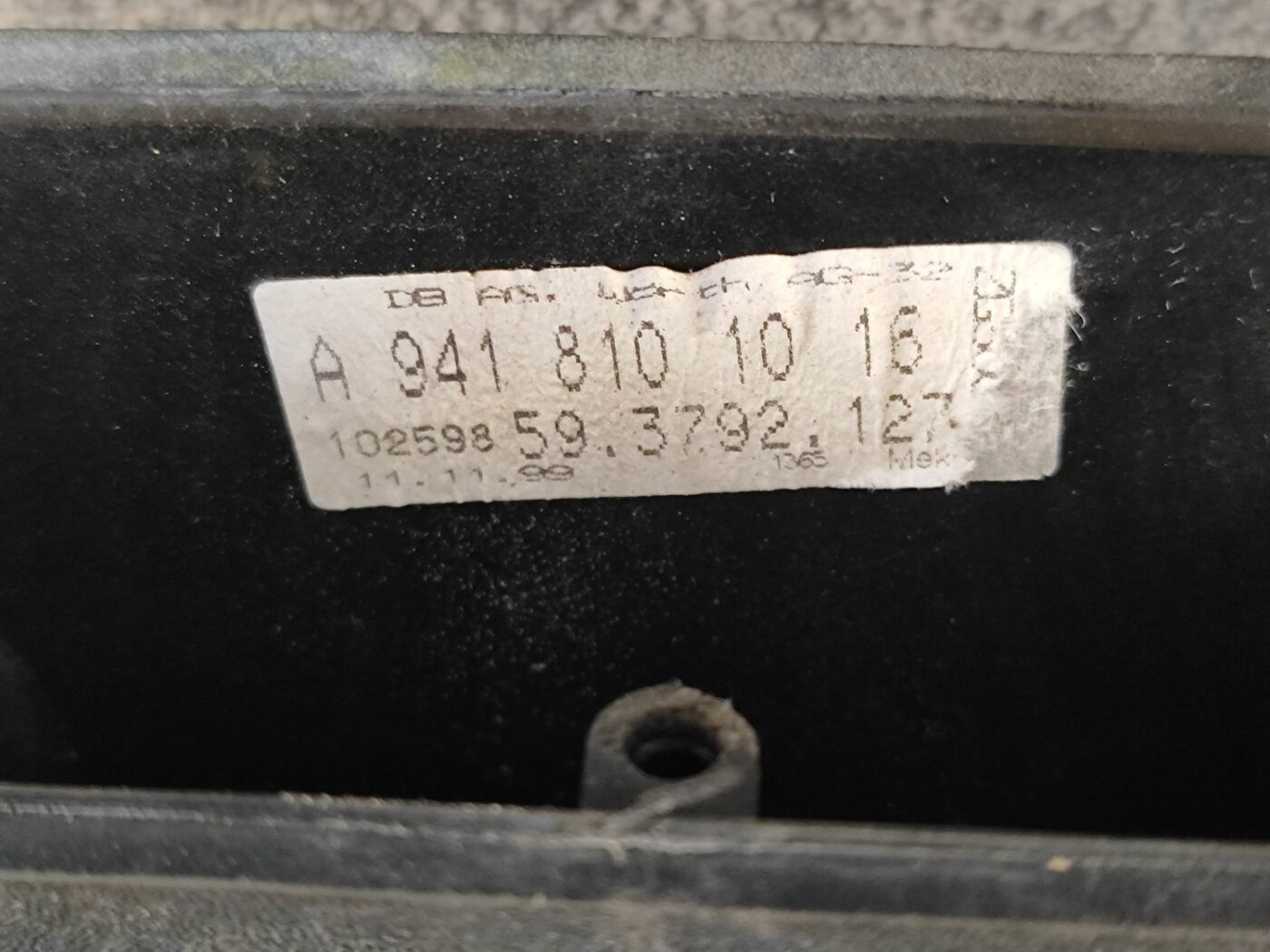 Zemskata spogulis priekš MERCEDES BENZ ACTROS/ATEGO MP1 1831 (01.96-12.02) 6 Zemskata spogulis priekš MERCEDES BENZ ACTROS/ATEGO MP1 1831 (01.96-12.02)