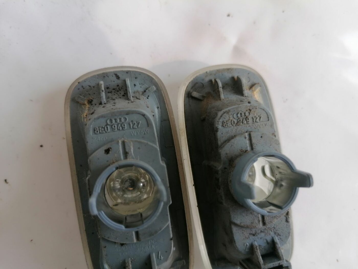 Pagrieziena signala lukturis priekš AUDI A4 2001 SEDAN 3 Pagrieziena signala lukturis priekš AUDI A4 2001 SEDAN