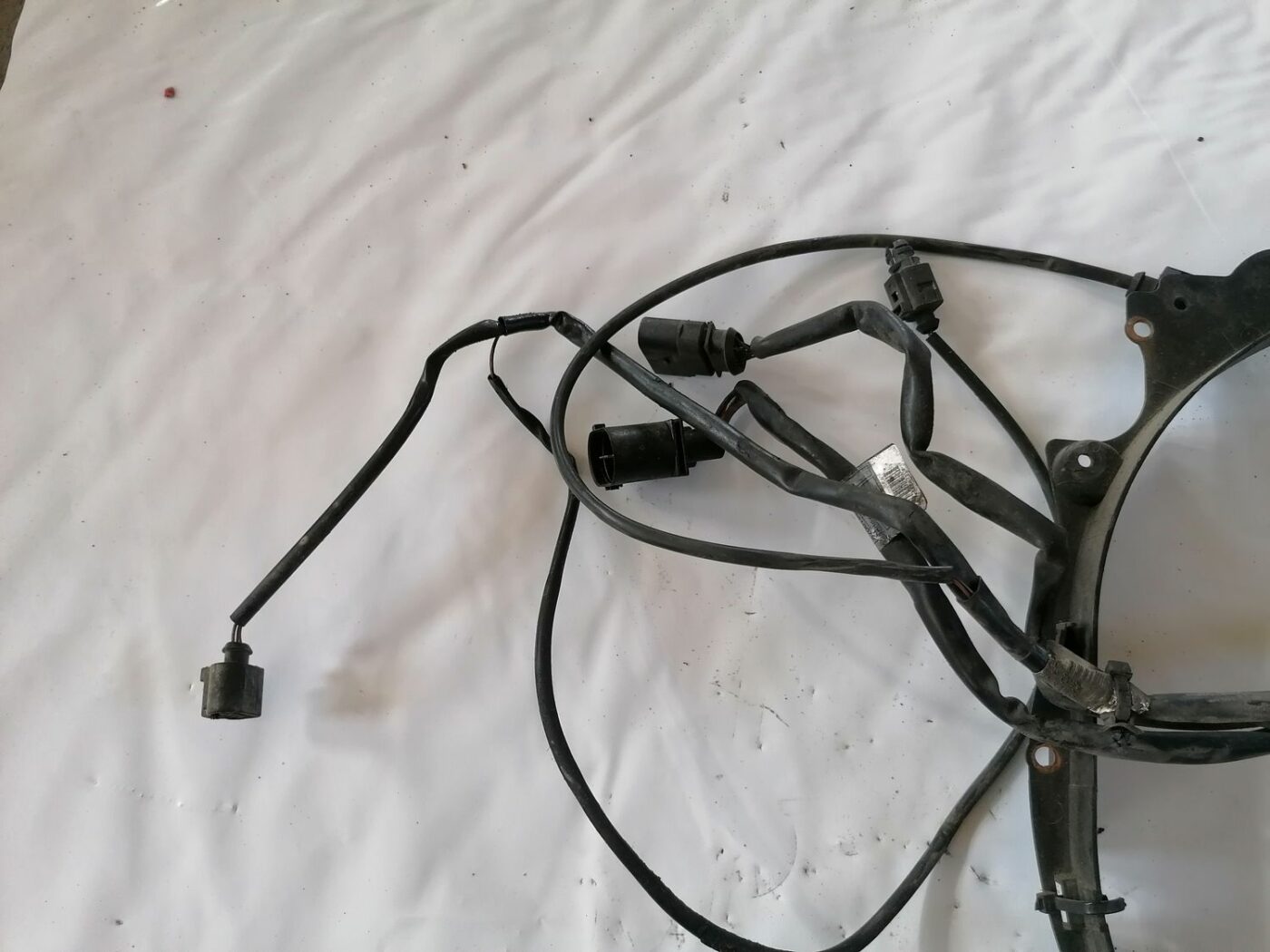 Dzesēšanas radiatora ventilators priekš AUDI A4 2001 SEDAN 7 Dzesēšanas radiatora ventilators priekš AUDI A4 2001 SEDAN