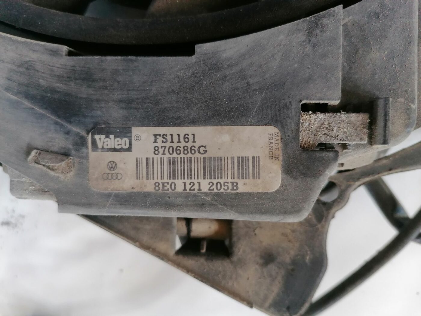 Dzesēšanas radiatora ventilators priekš AUDI A4 2001 SEDAN 3 Dzesēšanas radiatora ventilators priekš AUDI A4 2001 SEDAN