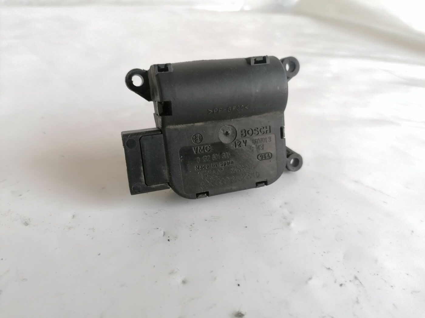 Apsildes sistēmas aktuators priekš AUDI A4 2001 SEDAN