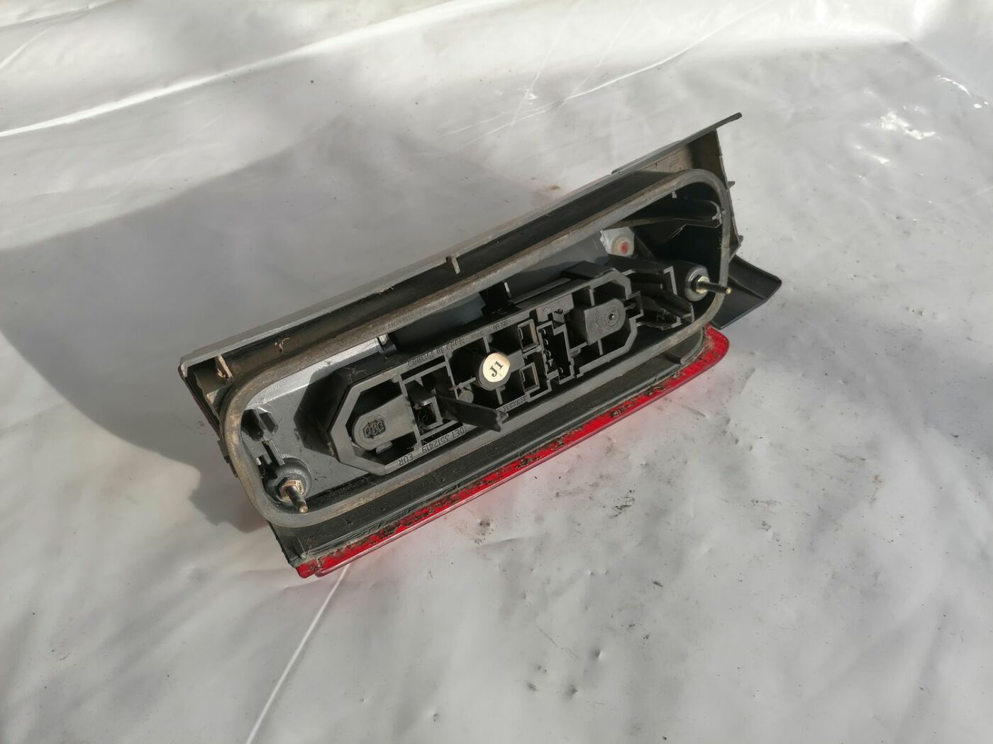 Aizmugurējais labais lukturis priekš VOLVO V70 2000 8 Aizmugurējais labais lukturis priekš VOLVO V70 2000