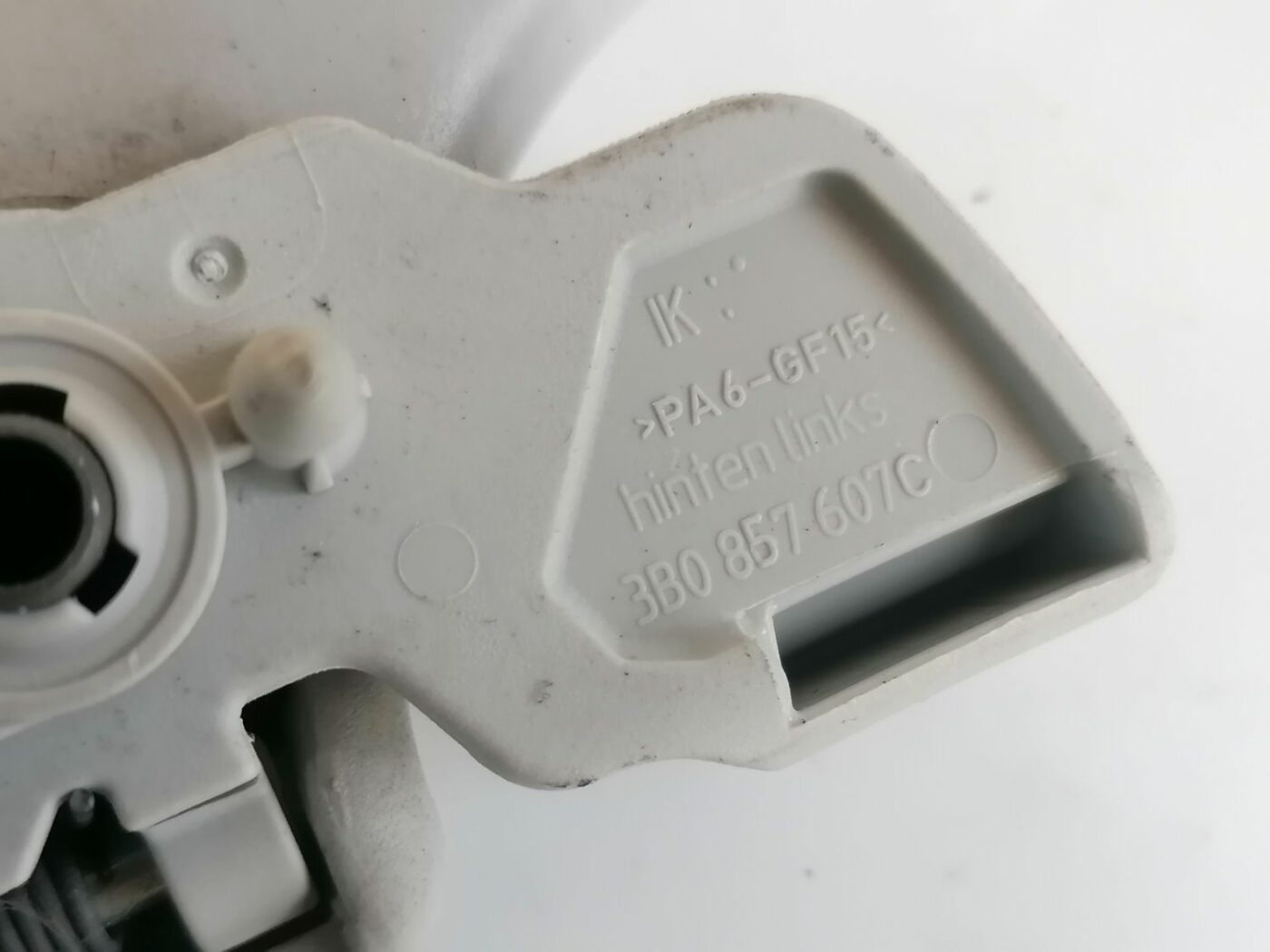 Salona rokturis griestos priekš VW PASSAT 2003 UNIVERSAL BLUE 3 Salona rokturis griestos priekš VW PASSAT 2003 UNIVERSAL BLUE