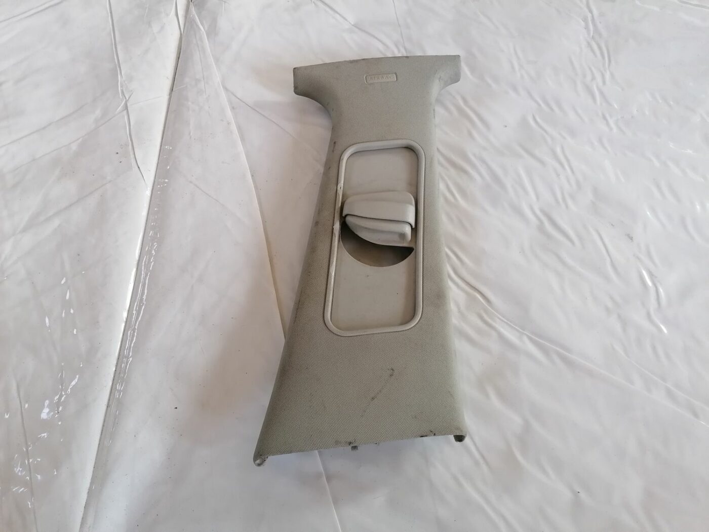 Vidējas salona statnes apdare priekš VW PASSAT 2003 UNIVERSAL BLUE