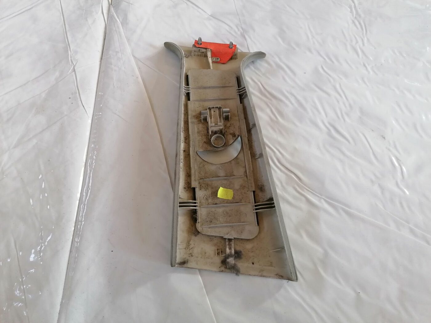 Vidējas salona statnes apdare priekš VW PASSAT 2003 UNIVERSAL BLUE