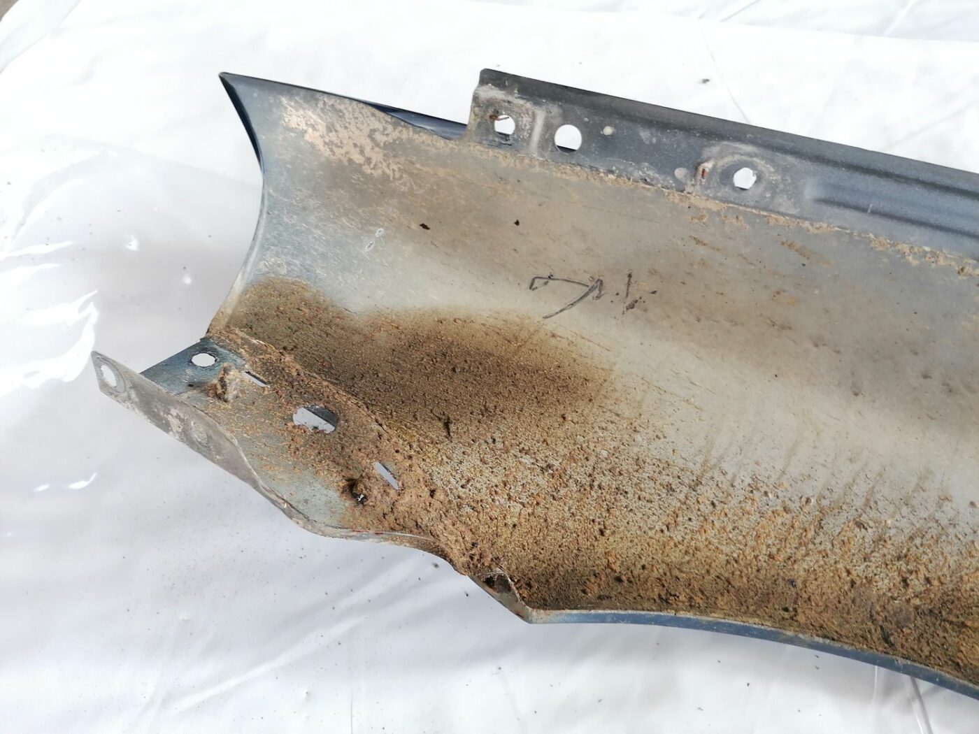 Priekšējais labais spārns priekš VW PASSAT 2003 UNIVERSAL BLUE 3 Priekšējais labais spārns priekš VW PASSAT 2003 UNIVERSAL BLUE