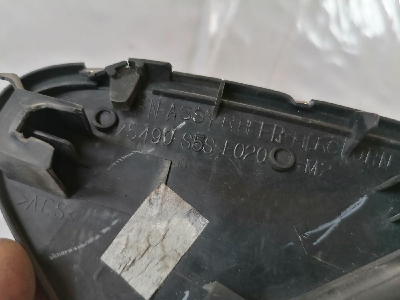 Priekšējo labo durvju moldings priekš HONDA CIVIC 2004 4 Priekšējo labo durvju moldings priekš HONDA CIVIC 2004