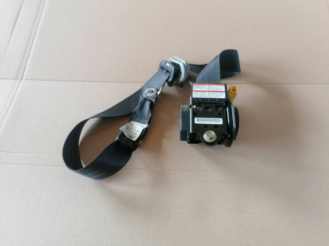 Priekšējā labā drošības josta priekš HONDA ACCORD 2003 SILVER 1 Priekšējā labā drošības josta priekš HONDA ACCORD 2003 SILVER