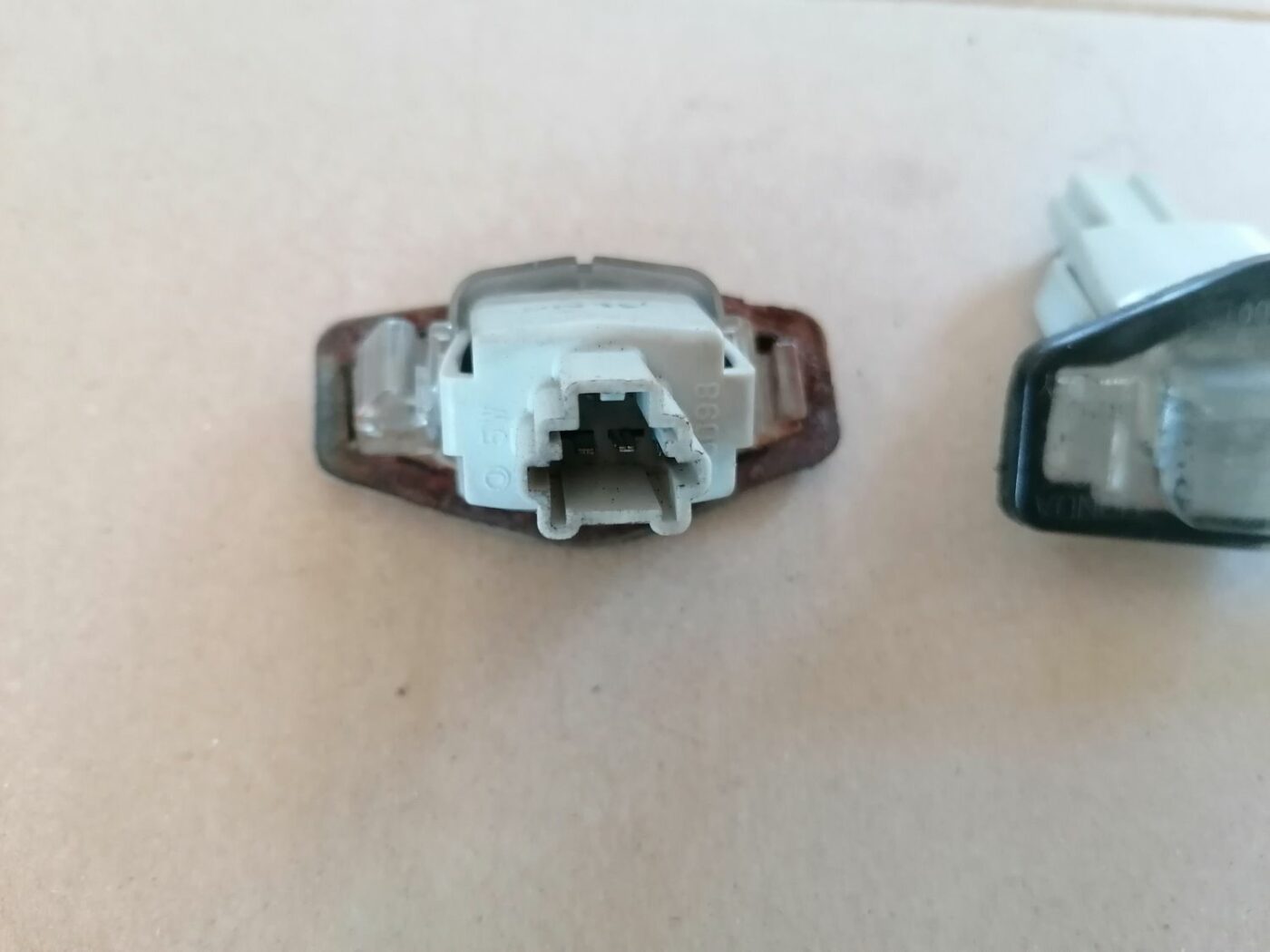 Numura zīmes apgaismojums priekš HONDA ACCORD 2003 SILVER 5 Numura zīmes apgaismojums priekš HONDA ACCORD 2003 SILVER