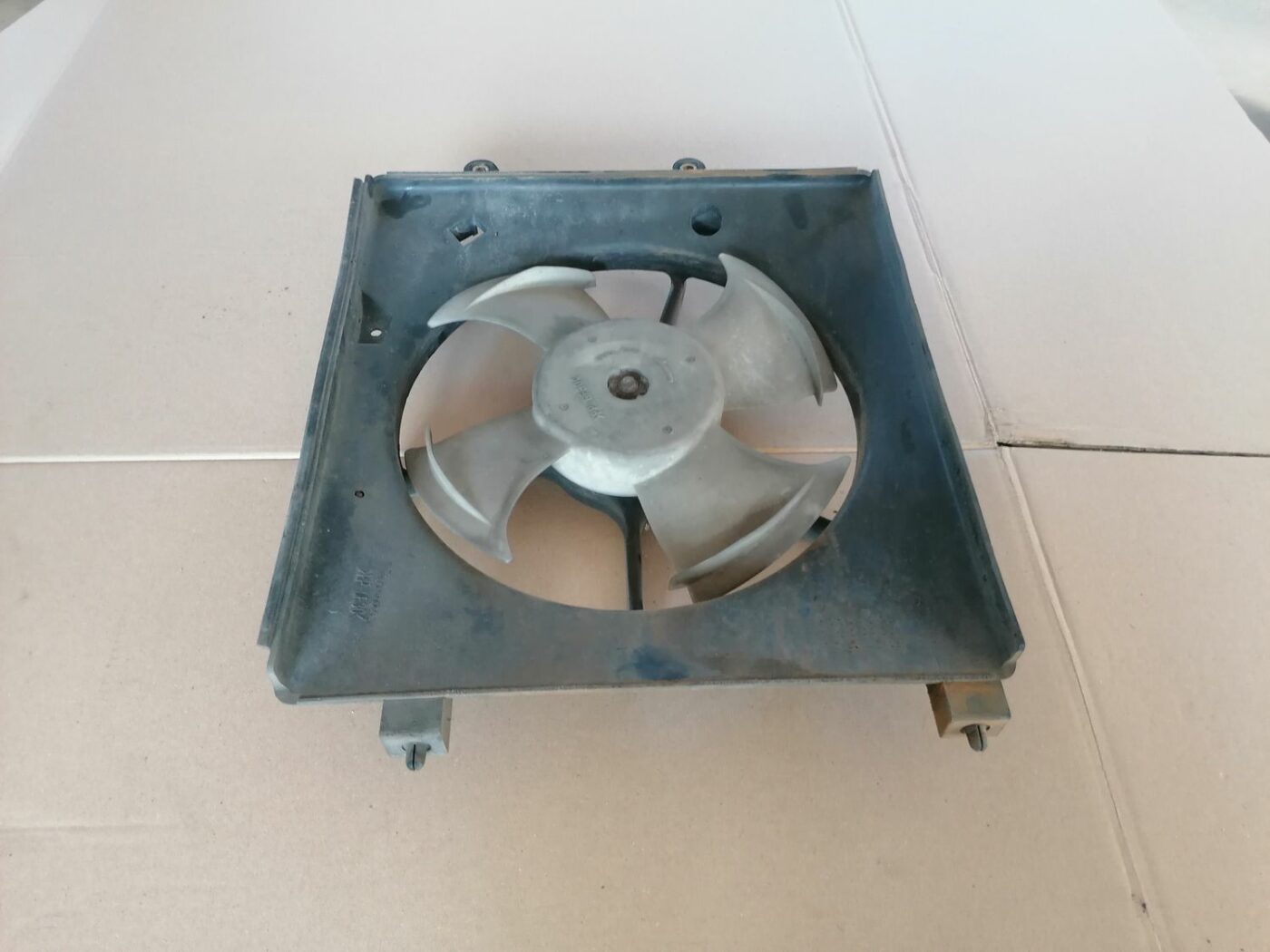 Dzesēšanas radiatora ventilators priekš HONDA ACCORD 2003 SILVER 4 Dzesēšanas radiatora ventilators priekš HONDA ACCORD 2003 SILVER