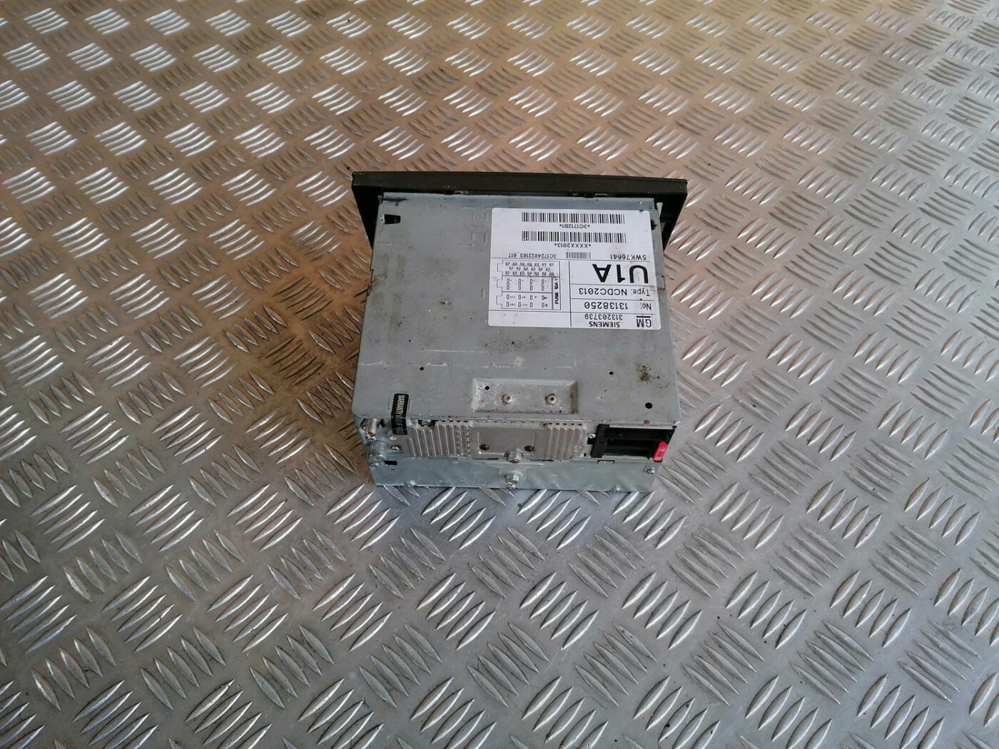 CD/DVD/Navigācijas bloks priekš OPEL VECTRA C 2002