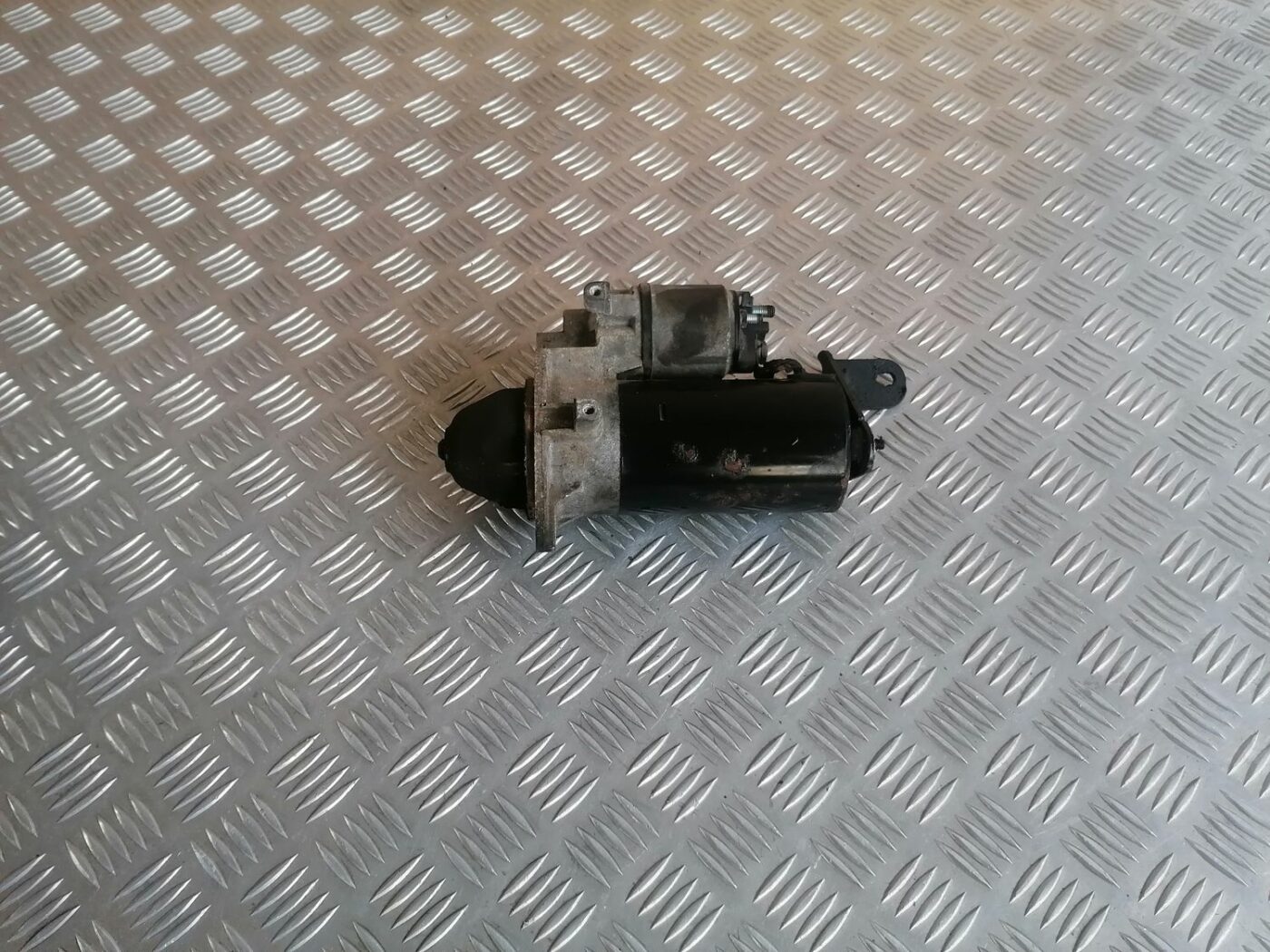 Starteris priekš OPEL VECTRA C 2002 1 Starteris priekš OPEL VECTRA C 2002