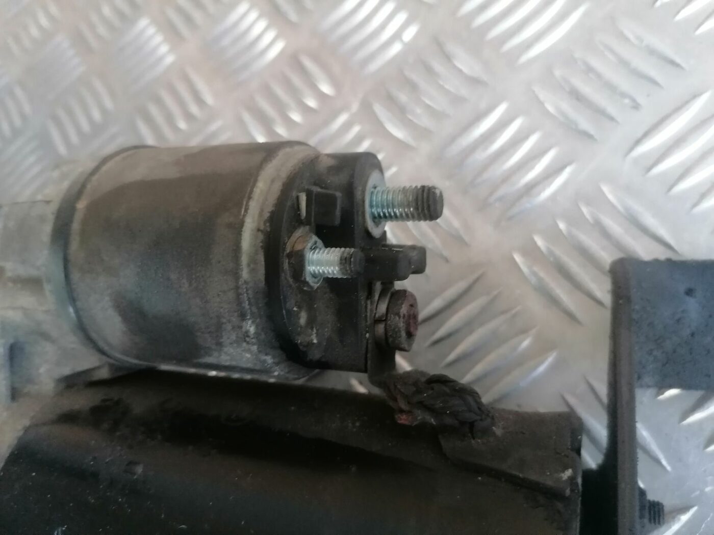 Starteris priekš OPEL VECTRA C 2002 7 Starteris priekš OPEL VECTRA C 2002