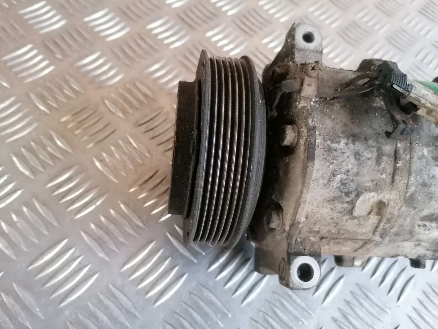 Gaisa kondicioniera kompresors priekš OPEL VECTRA C 2002 7 Gaisa kondicioniera kompresors priekš OPEL VECTRA C 2002